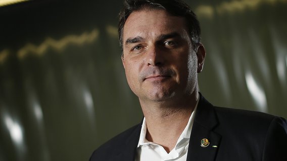 Flavio Bolsonaro Pledges to Sign Isaac Accords if Elected President of Brazil