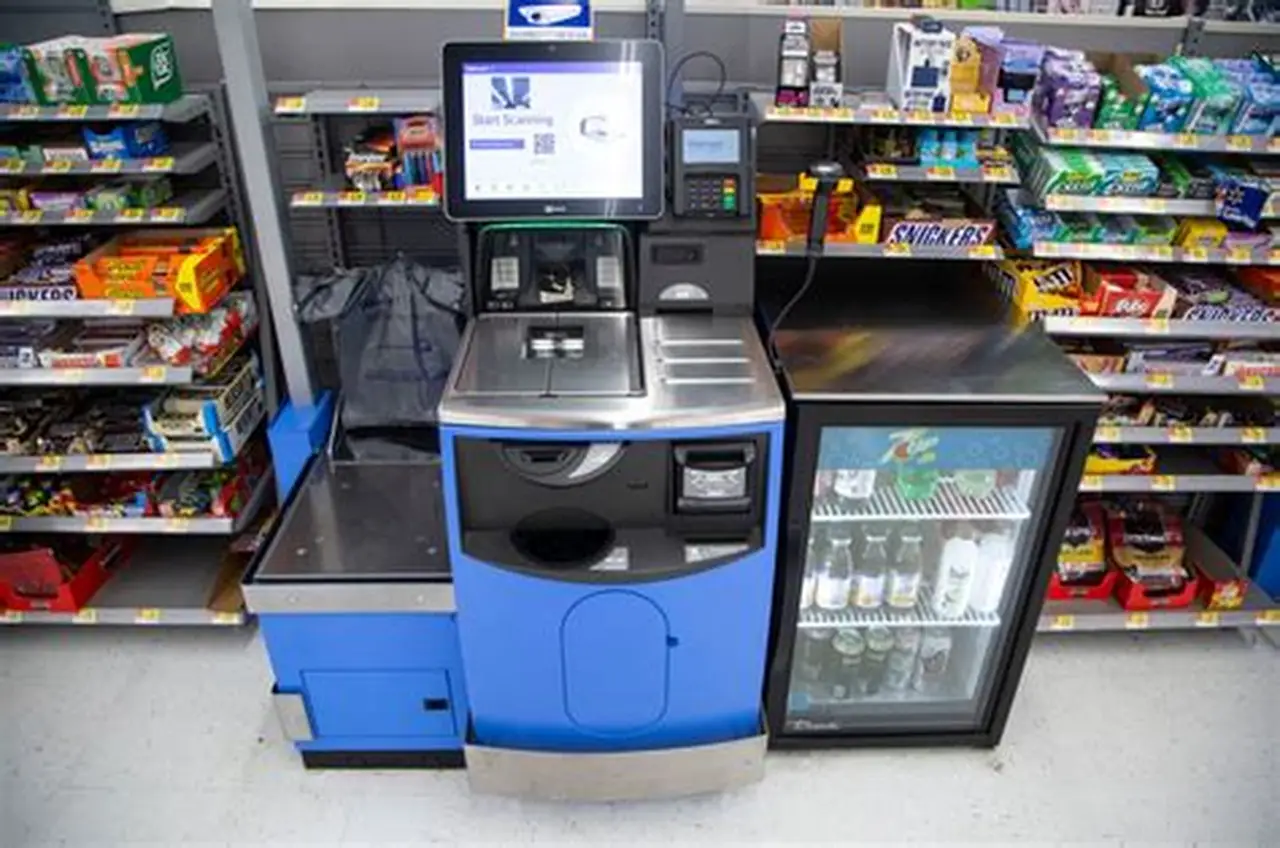 Walmart Scraps AI Checkout Nationwide After $200 Million Theft Spike