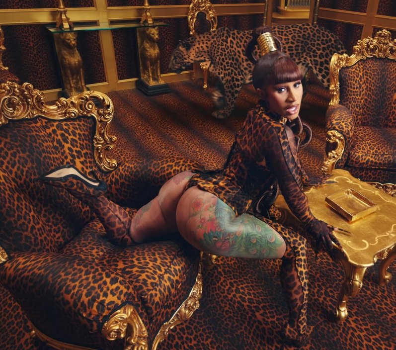 Screenshot_15-2-2026_185235_www.aznude.com