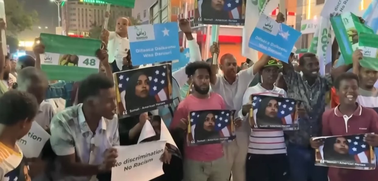 Somali Citizens (in Somalia) Protest Trump in Support of Ilhan Omar